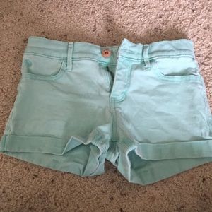 Abercrombie kids turquoise chino shorts size 9/10!